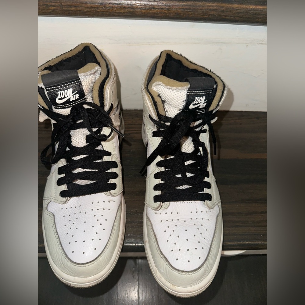 Air Jordan Nike Basketball HIGH ZOOM SAIL High-Top Sneakers Shoes Comfort Size 9 - Picture 2 of 6
